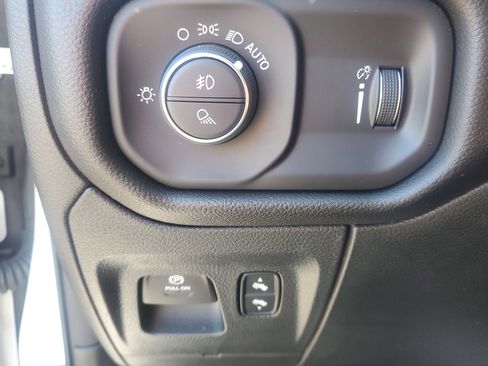 Used 2024 RAM 1500 Big Horn image 26