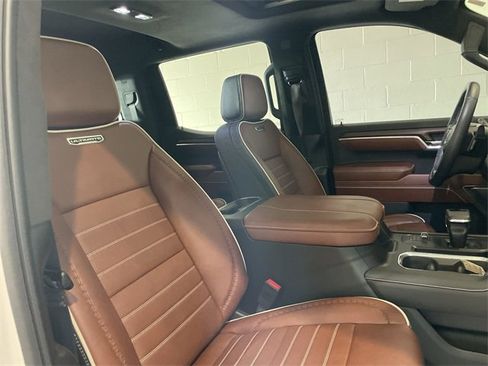 Used 2024 GMC Sierra 1500 Denali Ultimate image 16