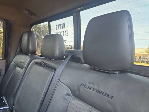 Used 2013 Ford F250 Platinum w/ FX4 Off Road Pkg image 23