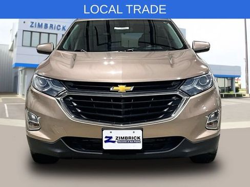 Used 2019 Chevrolet Equinox LT FWD image 2