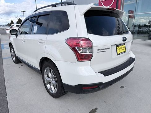 Used 2016 Subaru Forester 2.5i Touring w/ Eyesight & Navigation System image 6