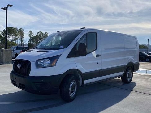 New 2026 Ford Transit 150 Low Roof RWD image 7