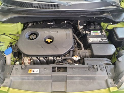 Used 2014 Kia Soul ! FWD image 30