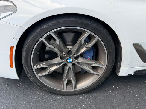 Used 2018 BMW M550i xDrive AWD/4WD image 8