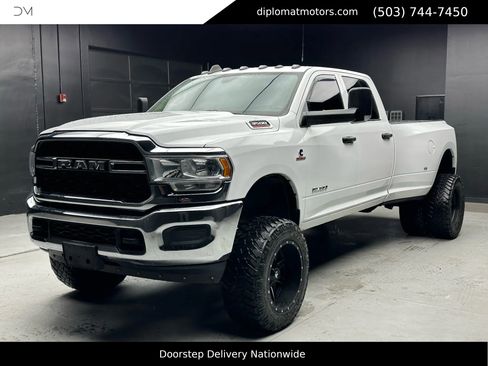 Used 2019 RAM 3500 Tradesman image 1