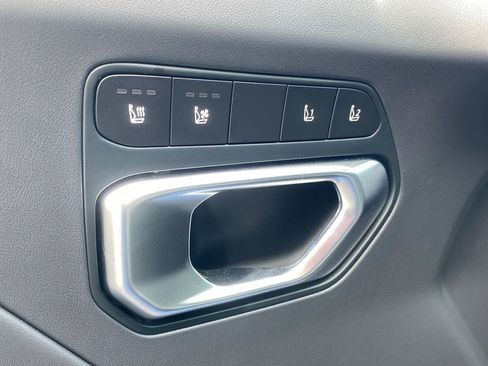 New 2025 Kia K4 GT-Line image 12