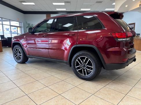 Used 2020 Jeep Grand Cherokee Trailhawk AWD/4WD image 4