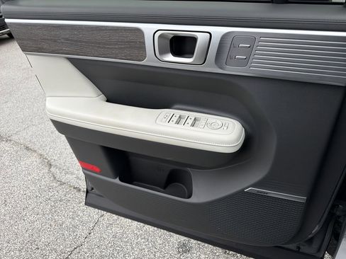 Used 2024 Hyundai Santa Fe Calligraphy image 15