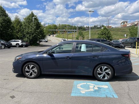 Certified 2025 Subaru Legacy Premium AWD/4WD image 2