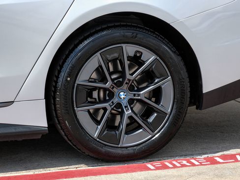 Used 2023 BMW i4 eDrive35 w/ Premium Package RWD image 52