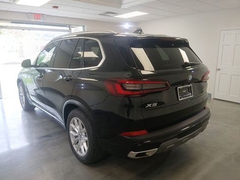 Used 2023 BMW X5 xDrive40i w/ Premium Package AWD/4WD image 4