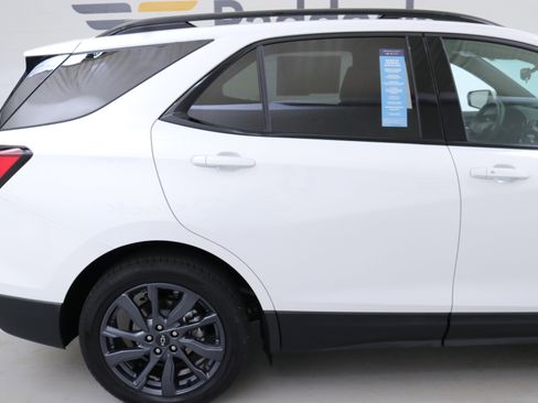 Certified 2024 Chevrolet Equinox RS image 9