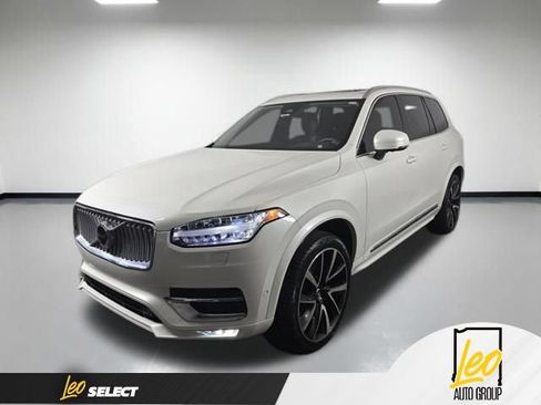 Used 2023 Volvo XC90 B6 Plus w/ Protection Package Premier AWD/4WD image 1