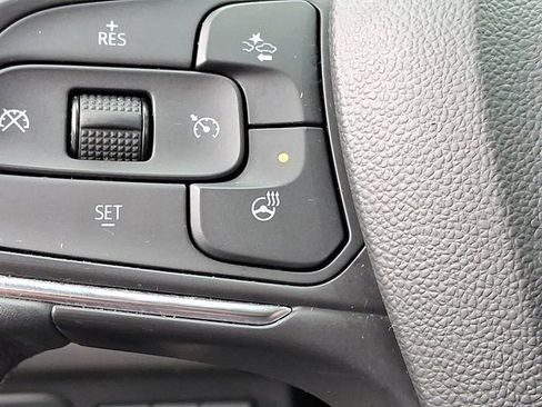 Used 2022 Buick Envision Essence w/ Technology Package I image 26