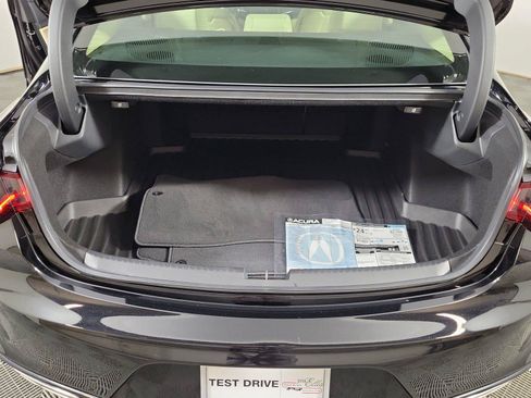 Used 2022 Acura TLX SH-AWD image 9