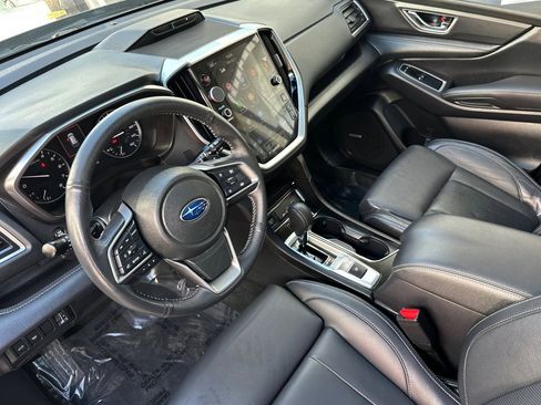 Used 2024 Subaru Ascent Limited w/ Technology Package image 10