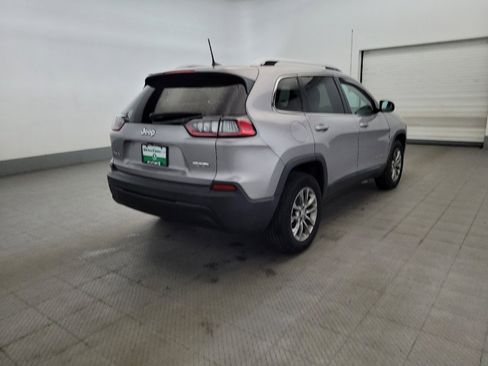 Used 2019 Jeep Cherokee Latitude Plus AWD/4WD image 9