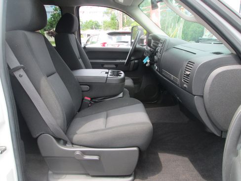 Used 2010 Chevrolet Silverado 2500 LT image 11