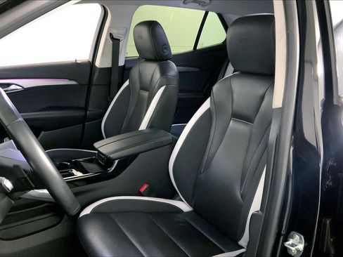 Used 2025 Buick Envision Sport Touring image 22