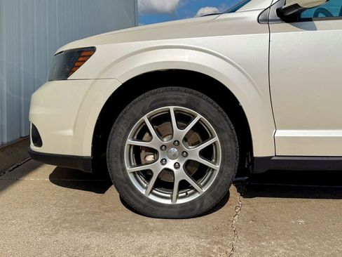 Used 2015 Dodge Journey R/T w/ Flexible Seating Group AWD/4WD image 28
