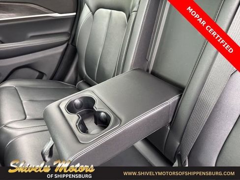 Used 2024 Jeep Grand Cherokee Limited w/ Trailer Tow Package image 28