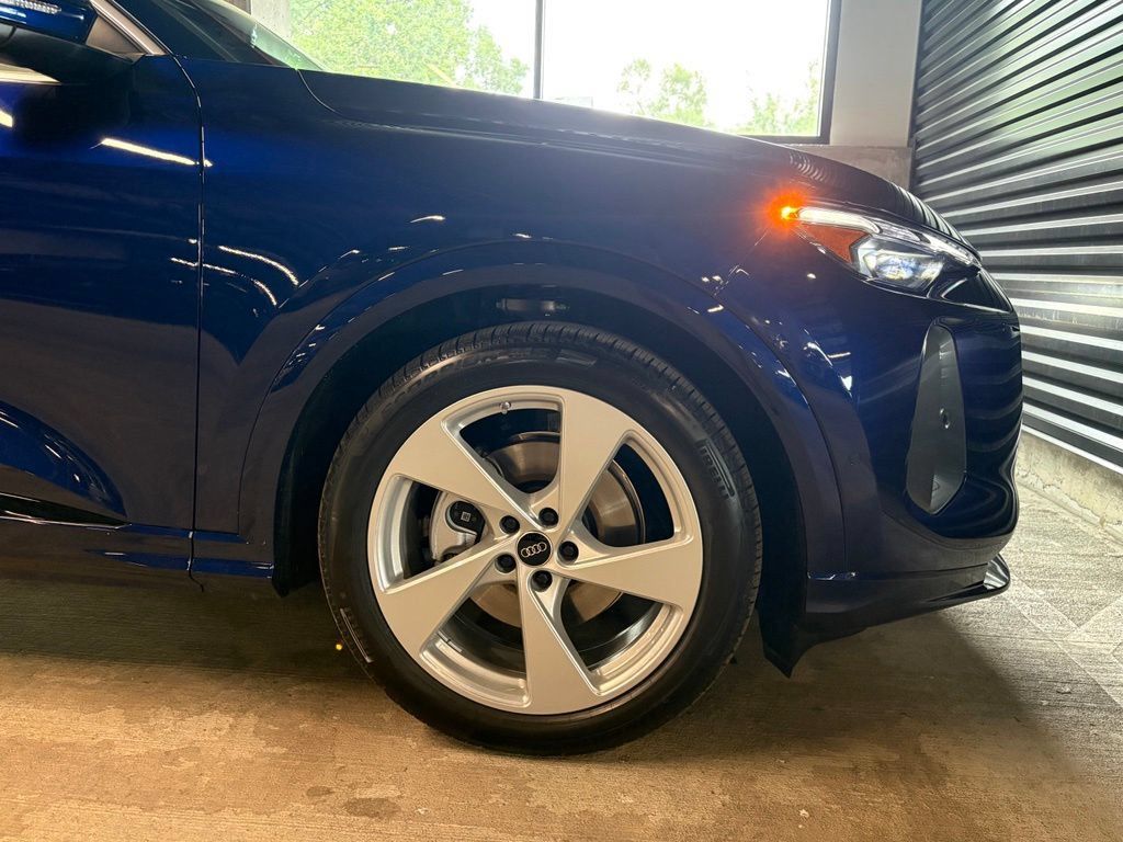 New 2026 Audi Q5 Prestige AWD/4WD image 11