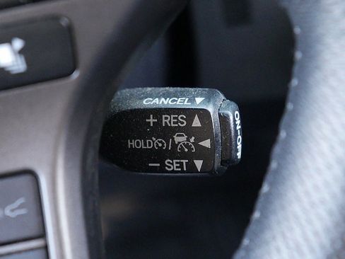 Used 2023 Toyota Tacoma TRD Sport image 33