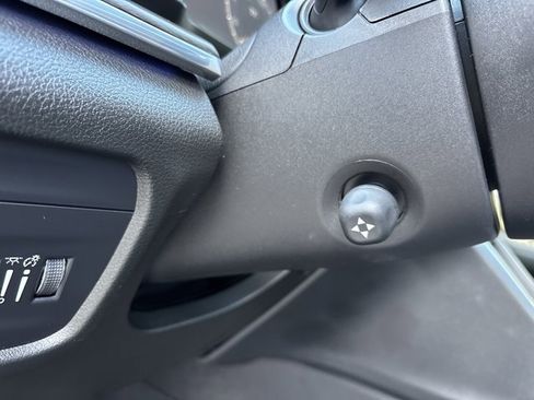 Used 2024 Jeep Grand Cherokee L Overland w/ Advanced Protech Group III image 27