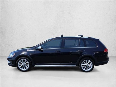 Used 2017 Volkswagen Golf Alltrack SE AWD/4WD image 9