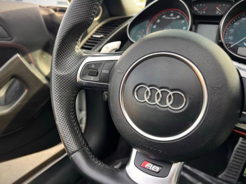 Used 2014 Audi R8 V10 image 38