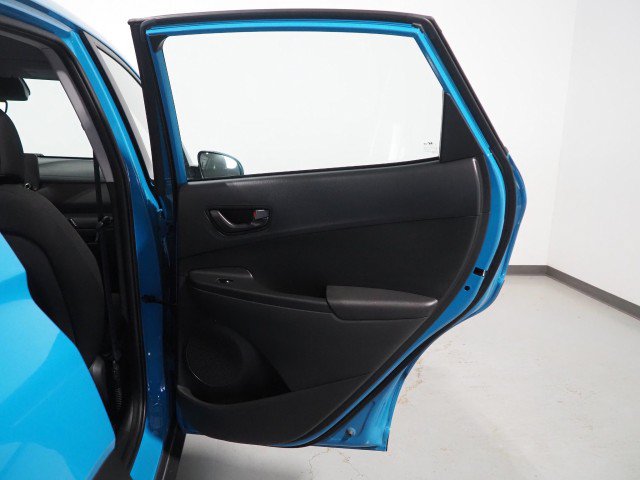 Used 2022 Hyundai Kona SE FWD image 56