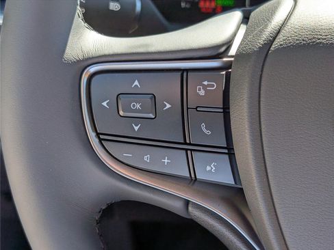 New 2026 Lexus UX 300h AWD image 19