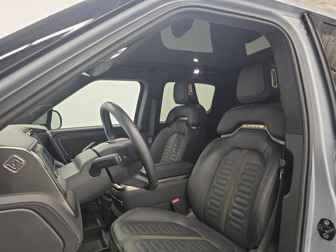 Used 2022 Rivian R1T Adventure AWD/4WD image 20