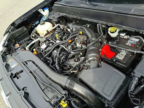 Used 2024 Ford Maverick Lariat AWD/4WD image 25