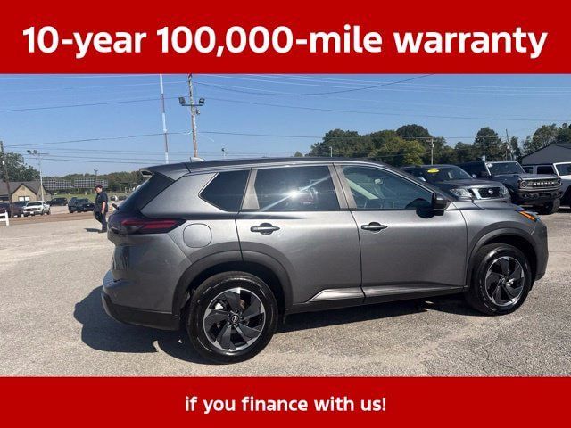 Used 2025 Nissan Rogue SV AWD/4WD image 14