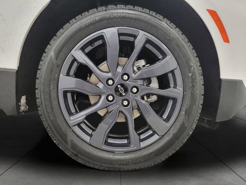 Used 2024 Chevrolet Equinox RS w/ RS Leather Package image 4