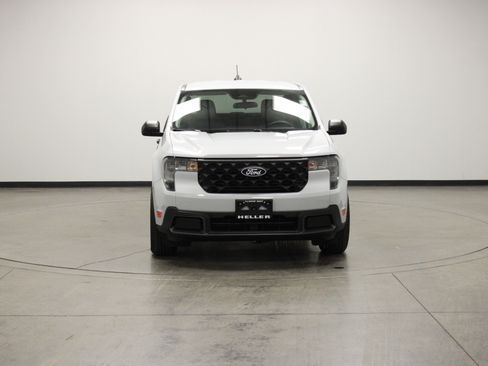 Used 2025 Ford Maverick XLT image 3