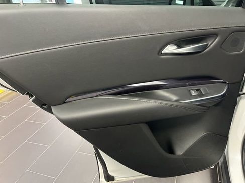 Used 2022 Cadillac XT4 Luxury w/ Cold Weather Package image 11