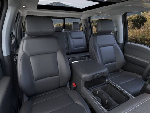 New 2026 Ford F250 Lariat w/ Black Appearance Package AWD/4WD image 10