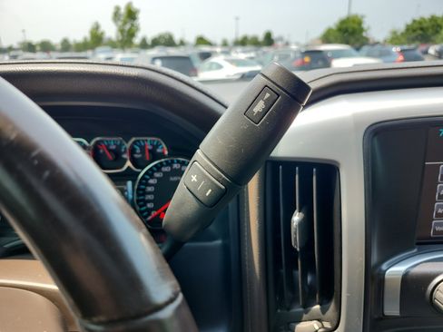 Used 2018 GMC Sierra 1500 SLT w/ SLT Premium Package AWD/4WD image 24