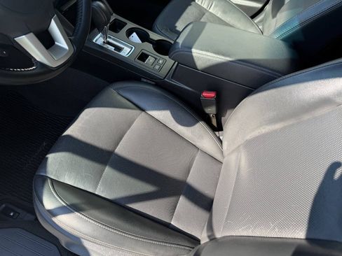 Used 2015 Subaru Outback 2.5i Limited AWD/4WD image 17