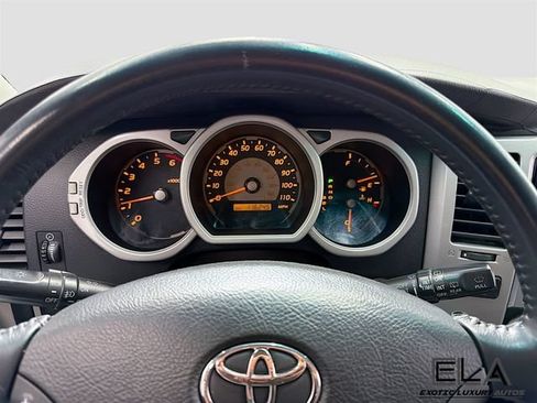 Used 2004 Toyota 4Runner Sport RWD image 13