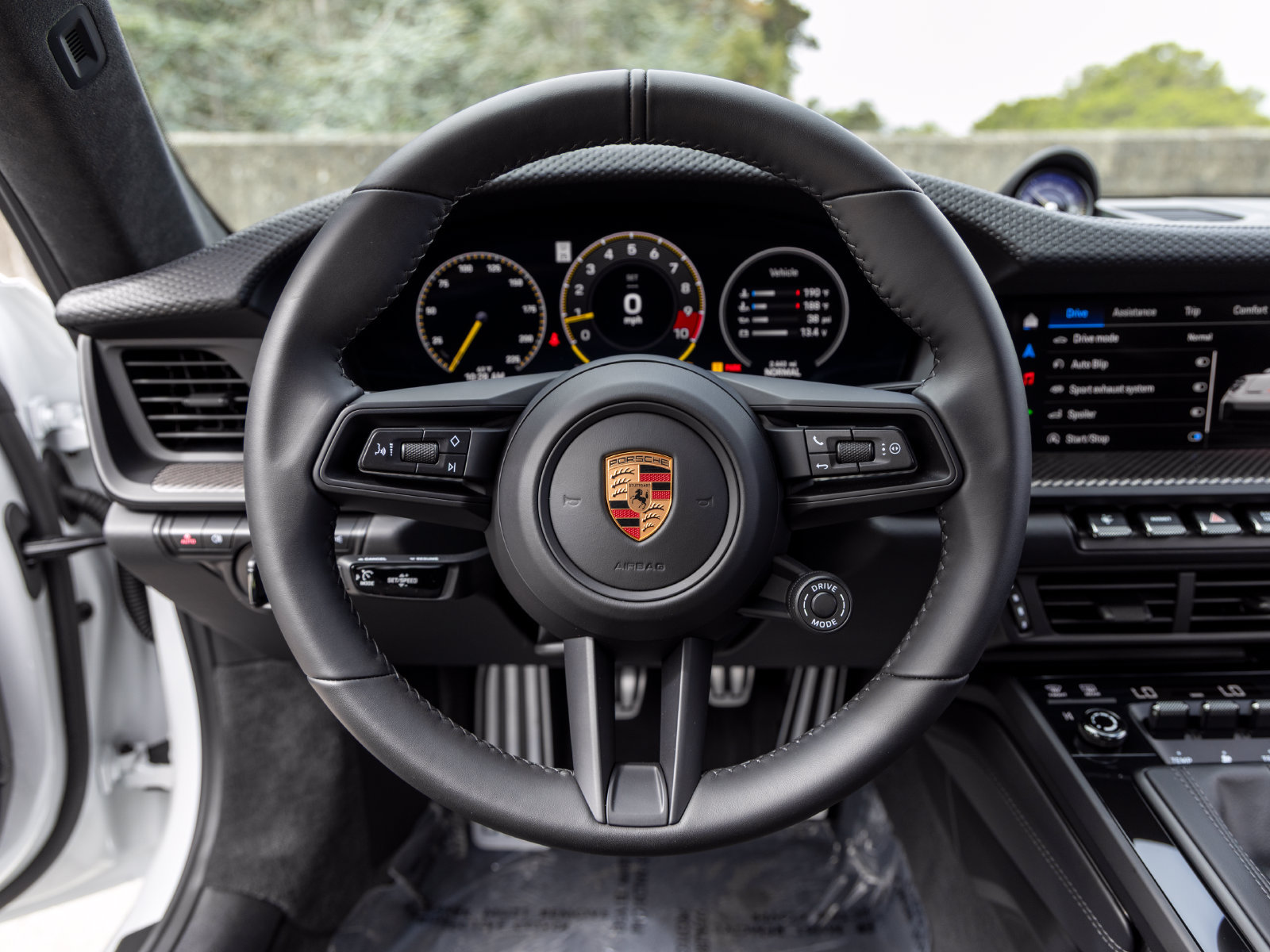 Used 2026 Porsche 911 GT3 RWD image 39