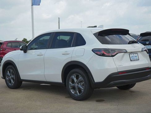 New 2027 Honda HR-V LX image 4