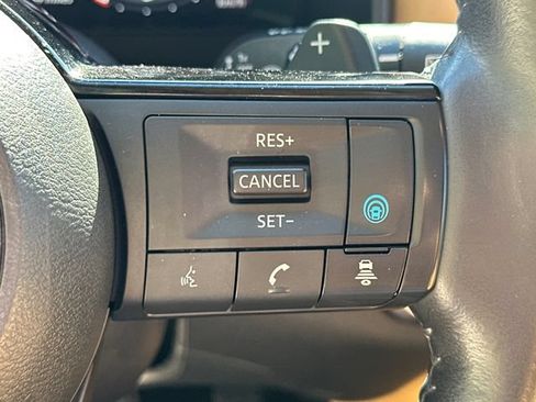 Used 2023 Nissan Rogue Platinum w/ Platinum Premium Package AWD/4WD image 31