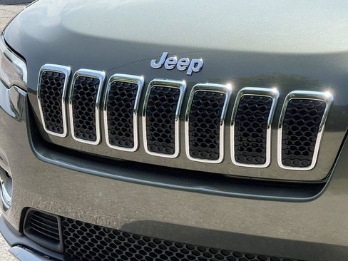 Used 2019 Jeep Cherokee Limited w/ Trailer Tow Group AWD/4WD image 35