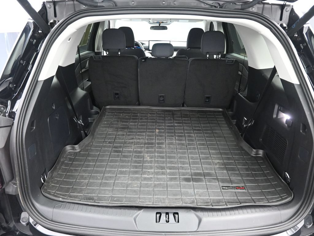 Used 2025 Ford Explorer Active RWD image 22