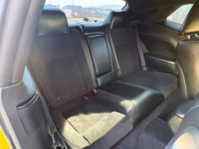 Used 2017 Dodge Challenger R/T Scat Pack w/ Leather Interior Group RWD image 10