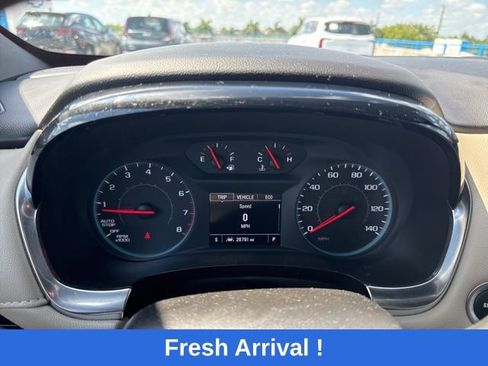 Used 2023 Chevrolet Traverse LS FWD image 5