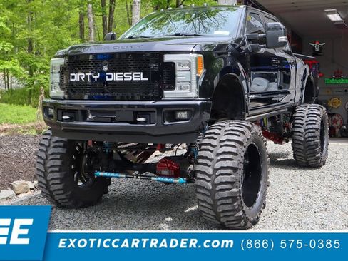 Used 2017 Ford F250 Platinum w/ Platinum Ultimate Package AWD/4WD image 1